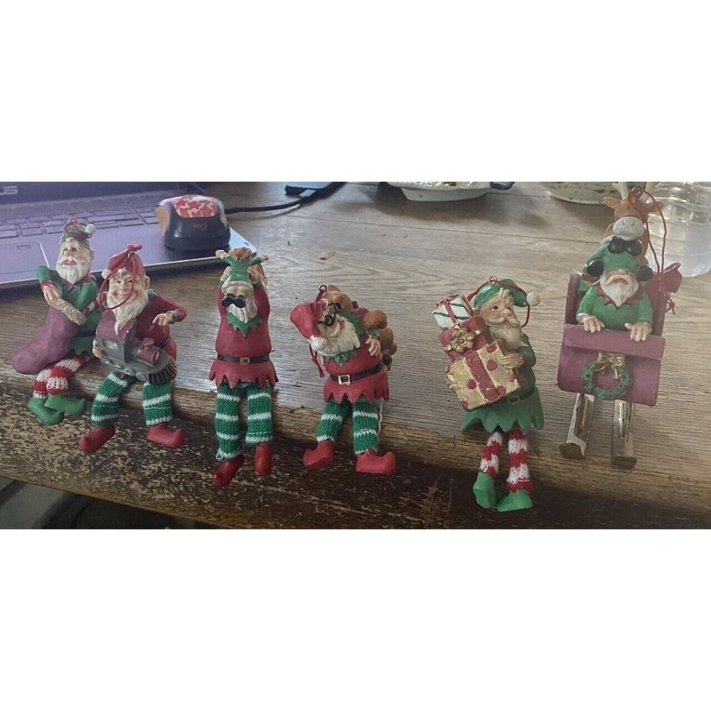 WMG Santa Elves Shelf Sitters Ornaments Green Red Resin 2006